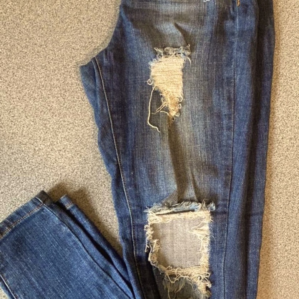 Fashion nova jeans size 3